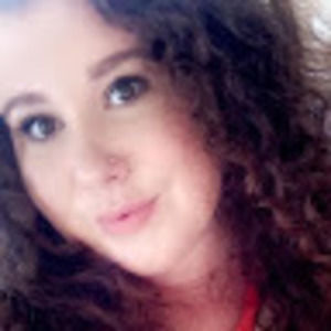 Meet your Posher, Dannielle